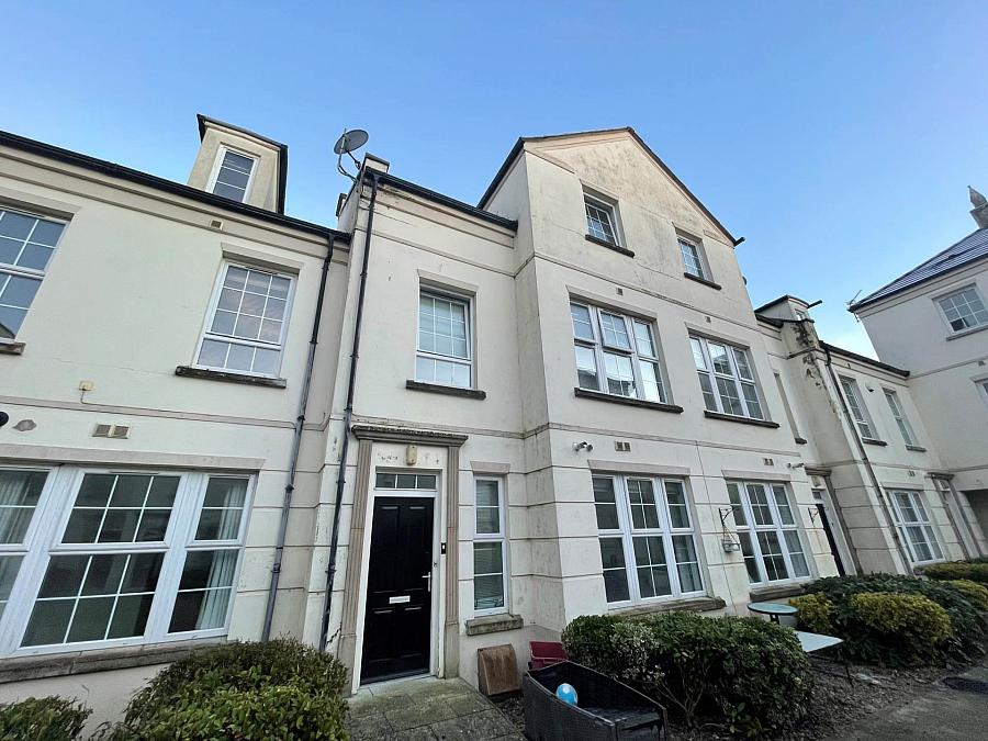 69 The Demesne,belfast, BT8 8GT