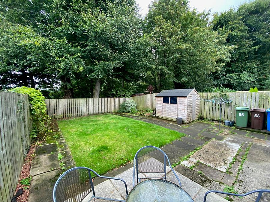 66 Woodview Crescent
