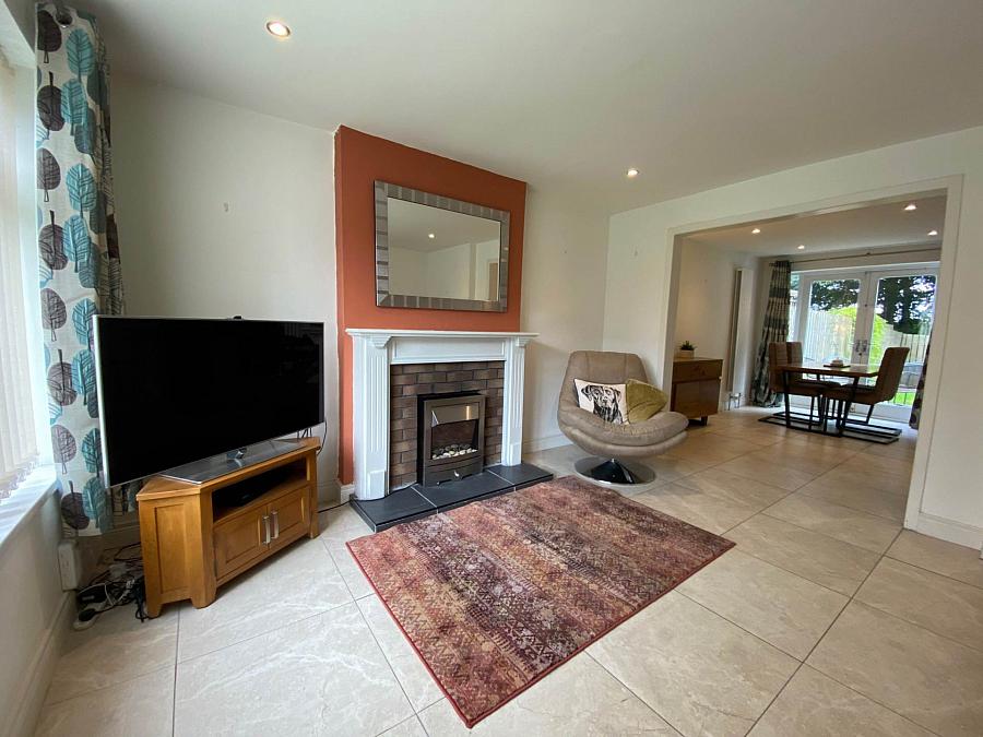 66 Woodview Crescent