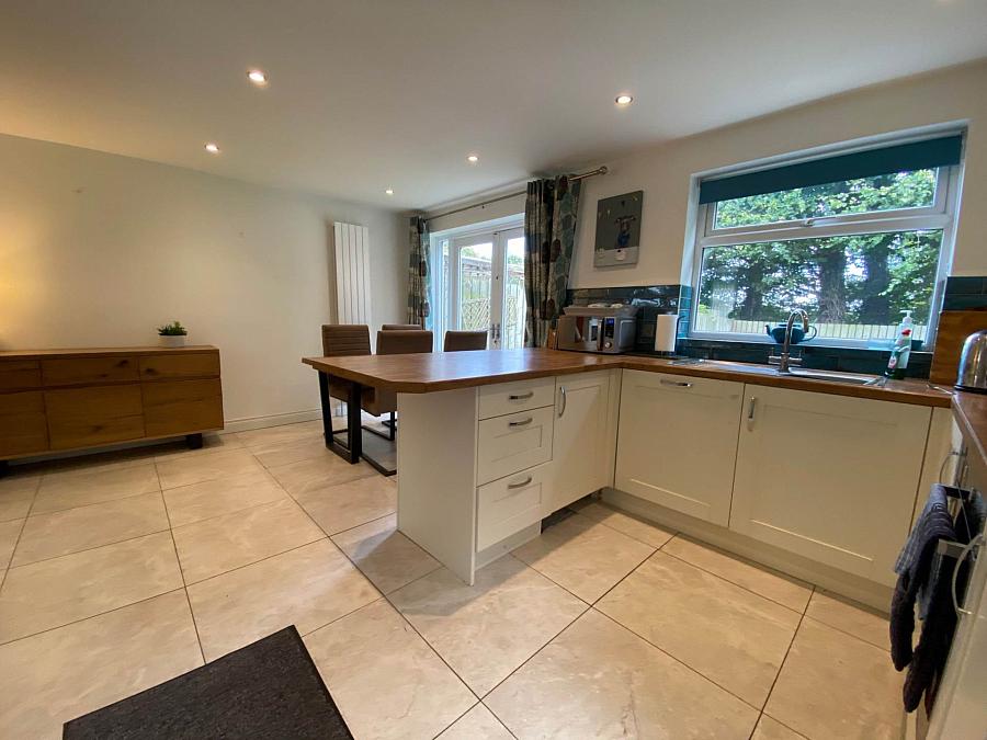 66 Woodview Crescent