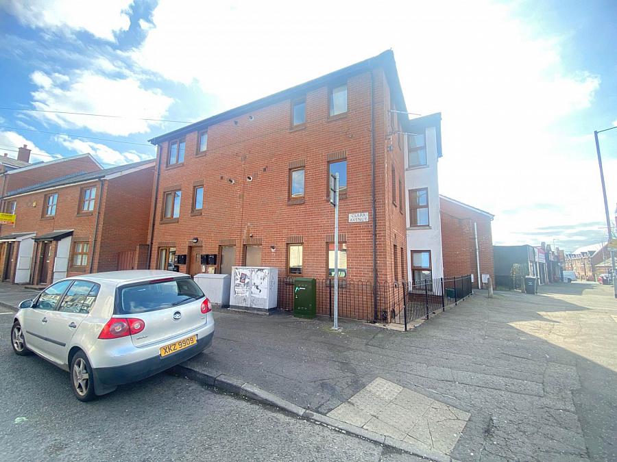 Apt        Beersbridge Road