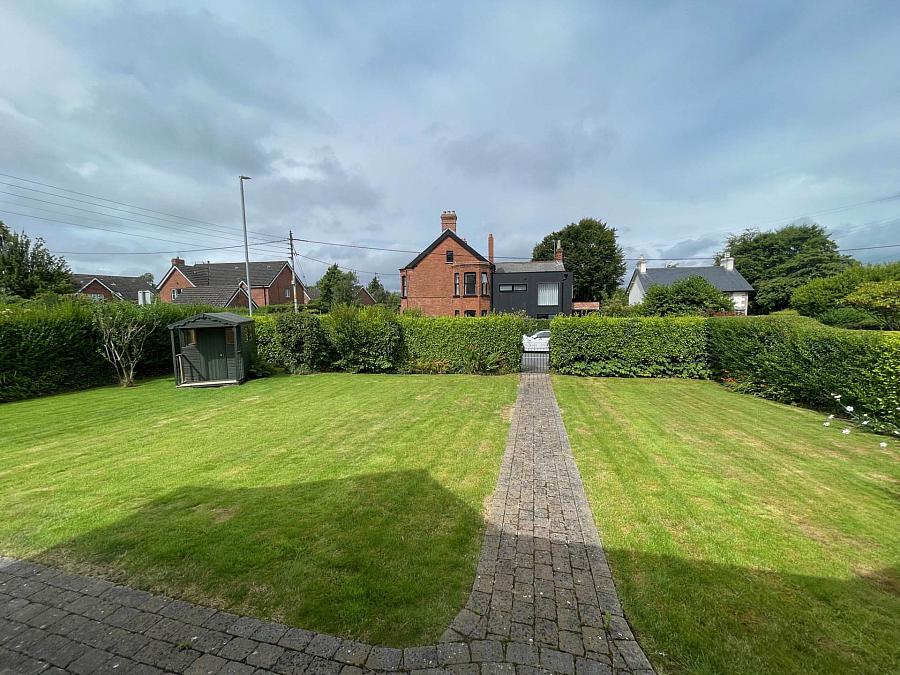38 Demesne Road