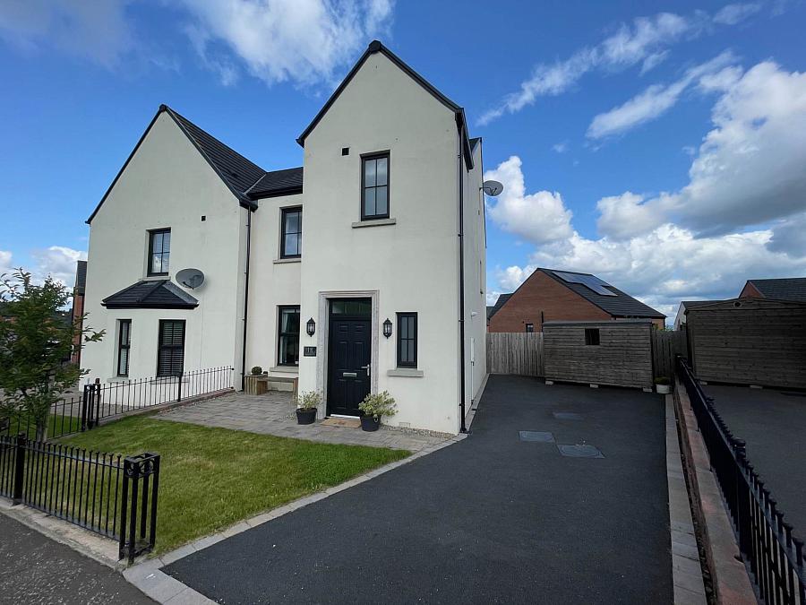 18 Castlegowan Drive