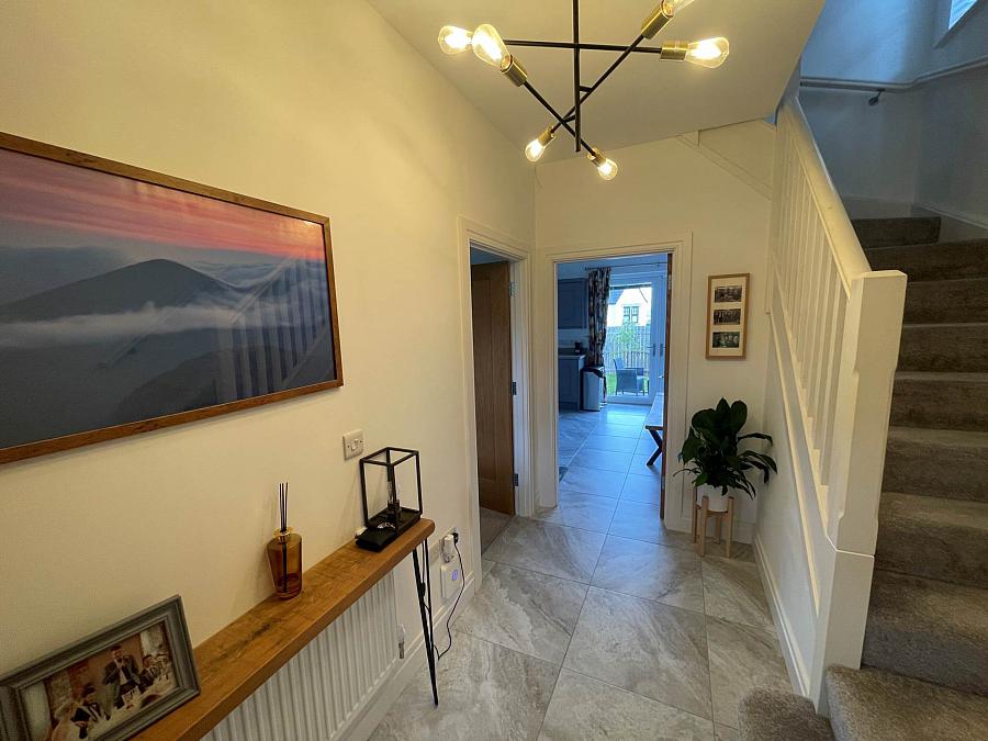 18 Castlegowan Drive