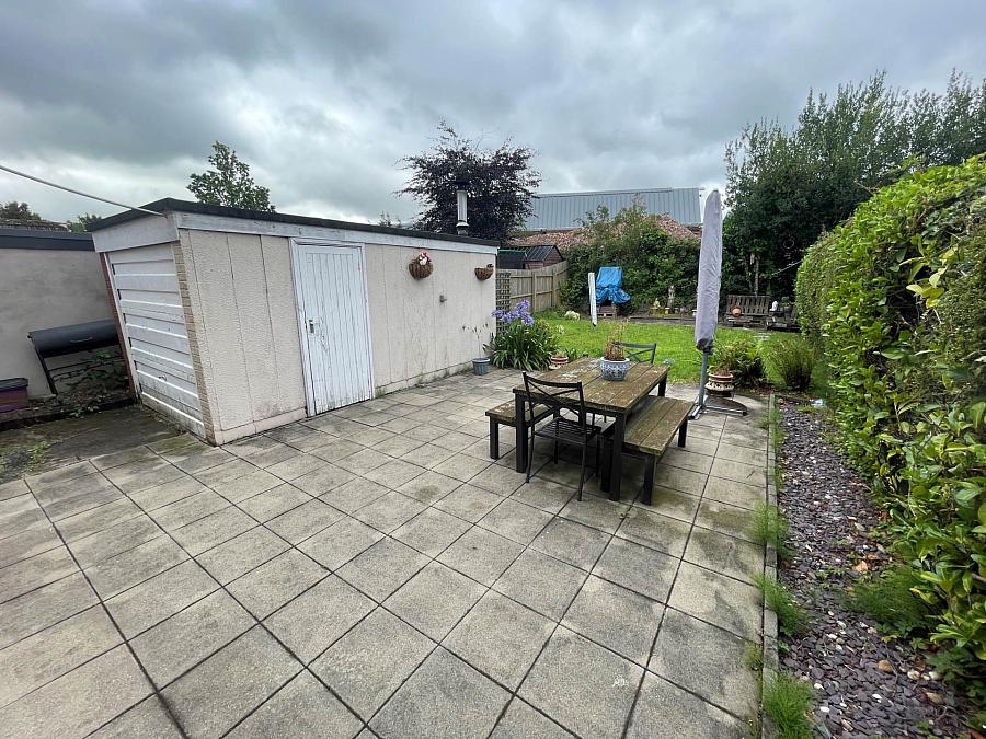 98 Orangefield Crescent Ladas Drive