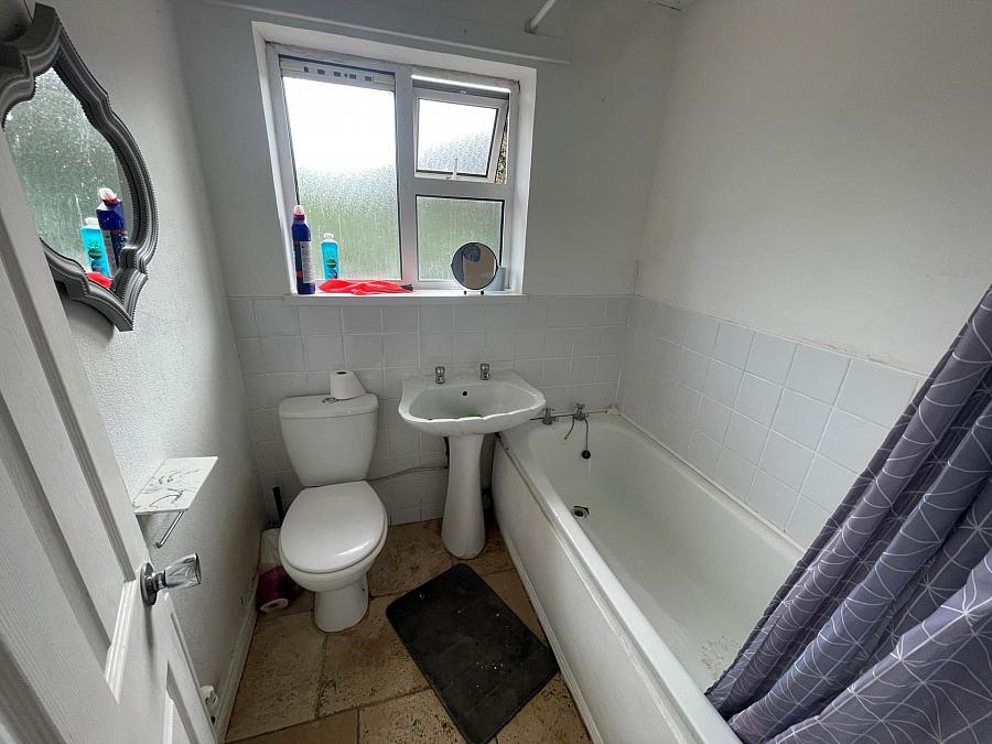 7 F  Ardcarn Park