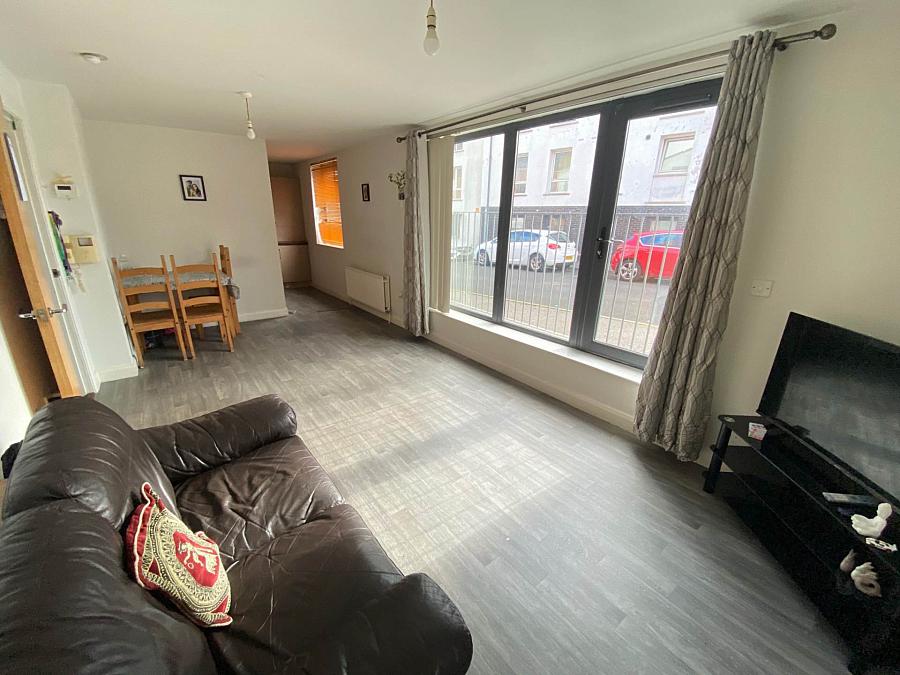 Apt 2 Magee Building Ross Mill Avenue