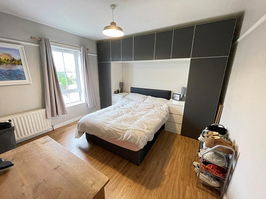 6 Barban Court
