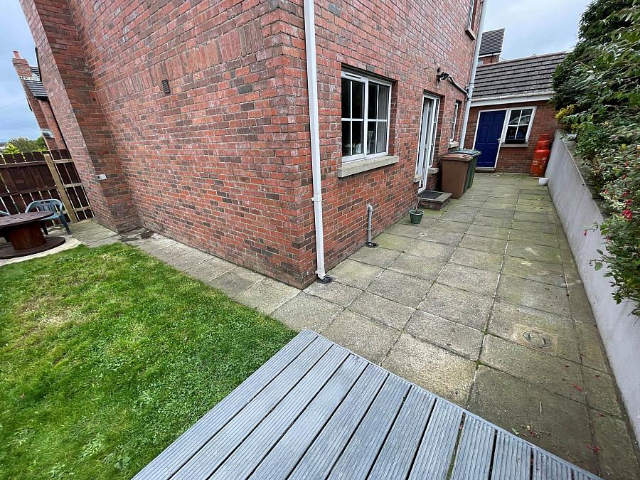 6 Barban Court