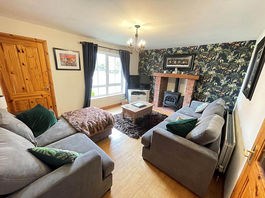 6 Barban Court