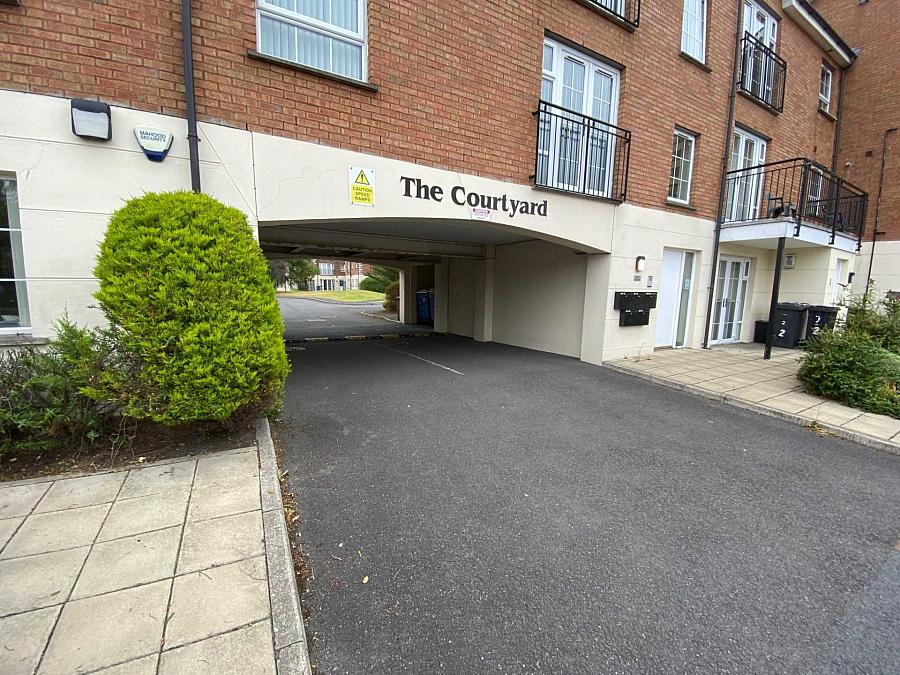 Apt 41 The Courtyard Castlereagh Road Apt 41 The Courtyard Castlereagh Road