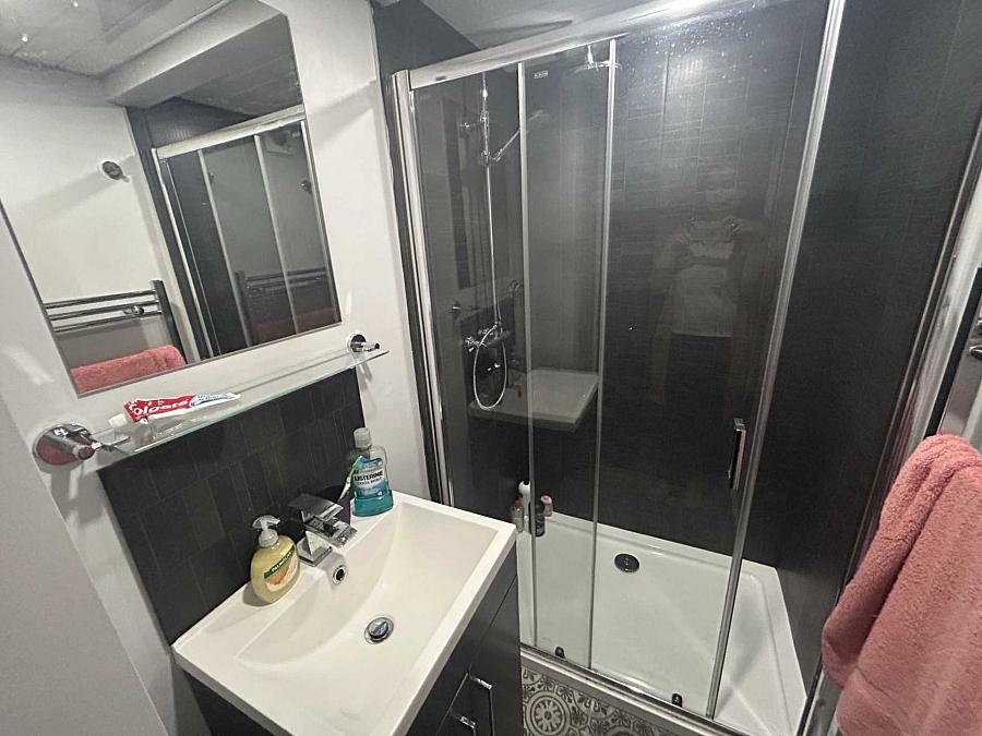 2.195 Templemore Avenue