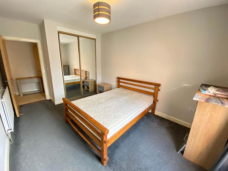 Apt 1 Templemore Avenue