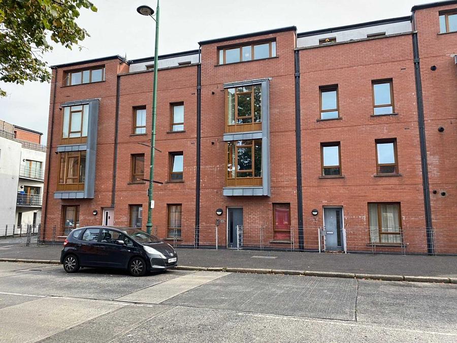 Apt 1 Templemore Avenue