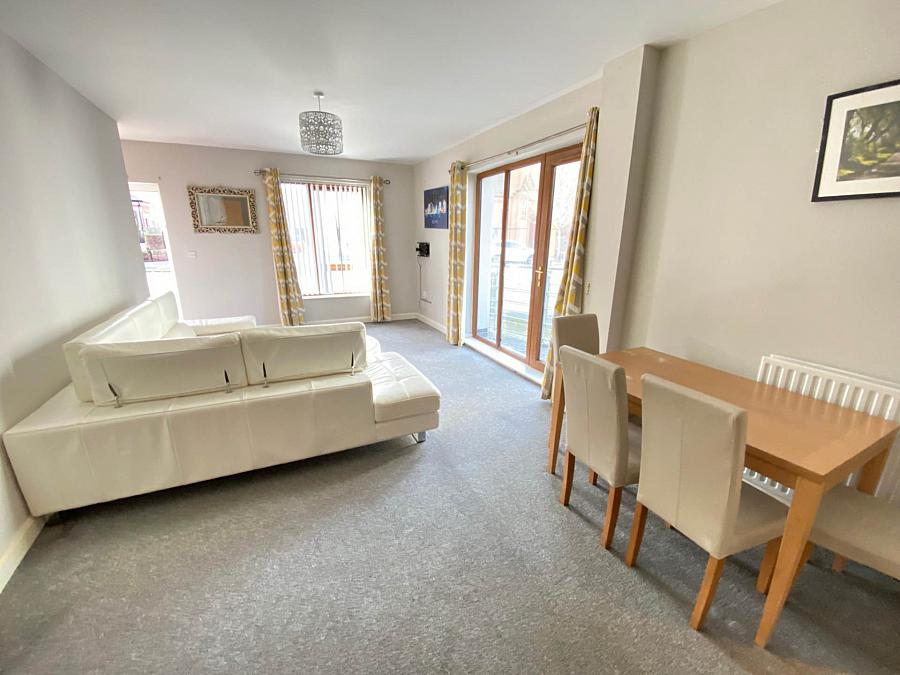 Apt 1 Templemore Avenue