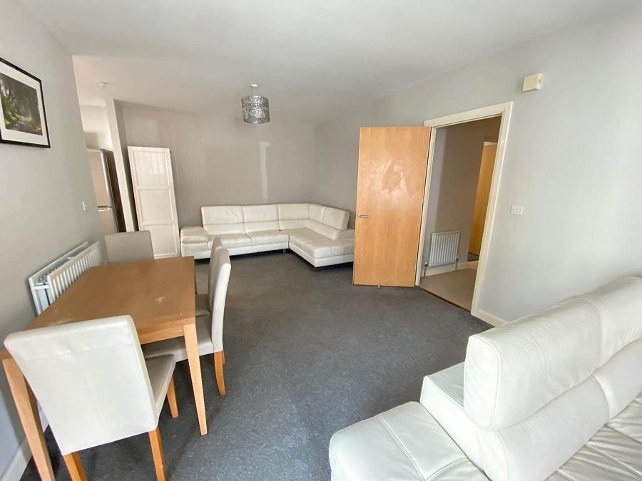 Apt 1 Templemore Avenue