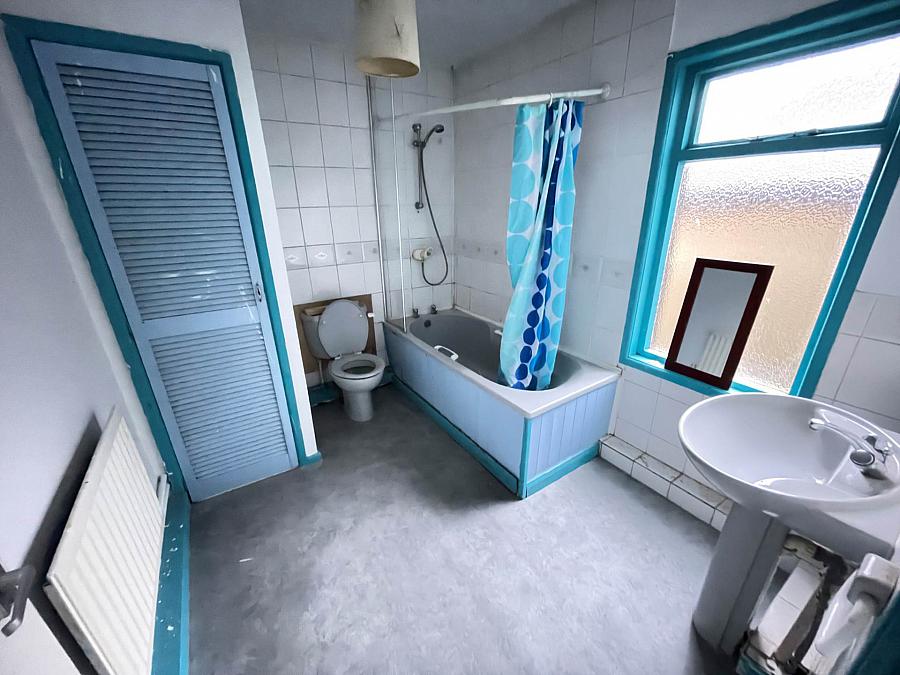 215-219 Templemore Avenue