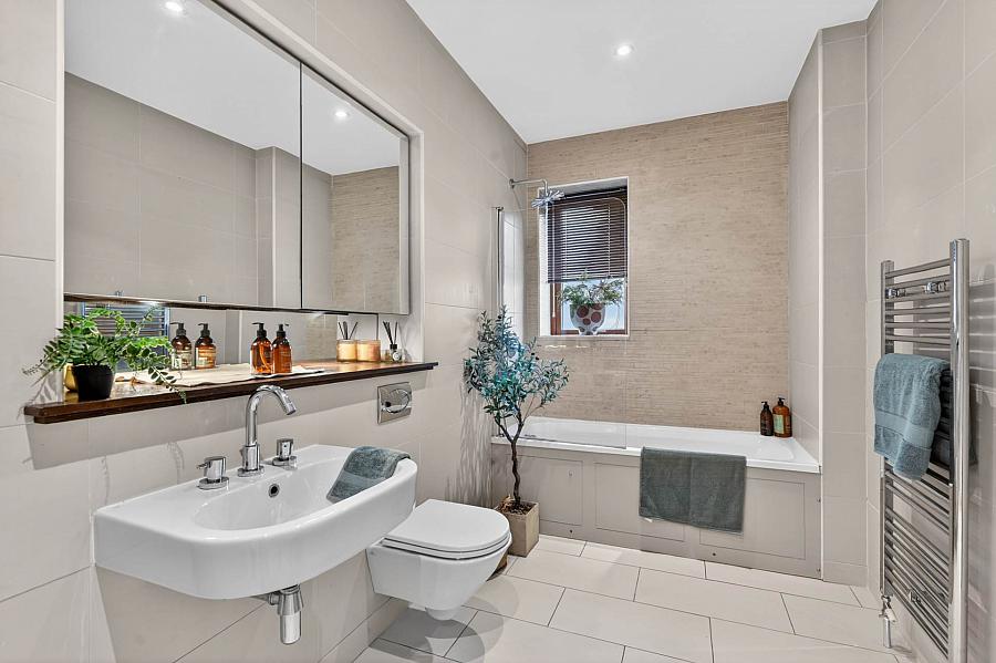 Apt E8 Malone Square Malone Road