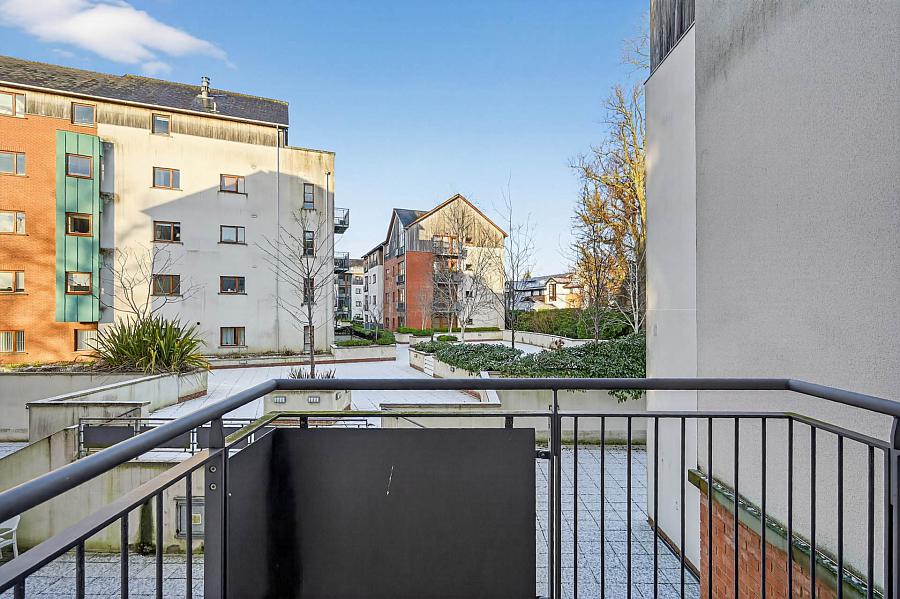 Apt E8 Malone Square Malone Road