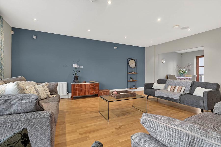 Apt E8 Malone Square Malone Road