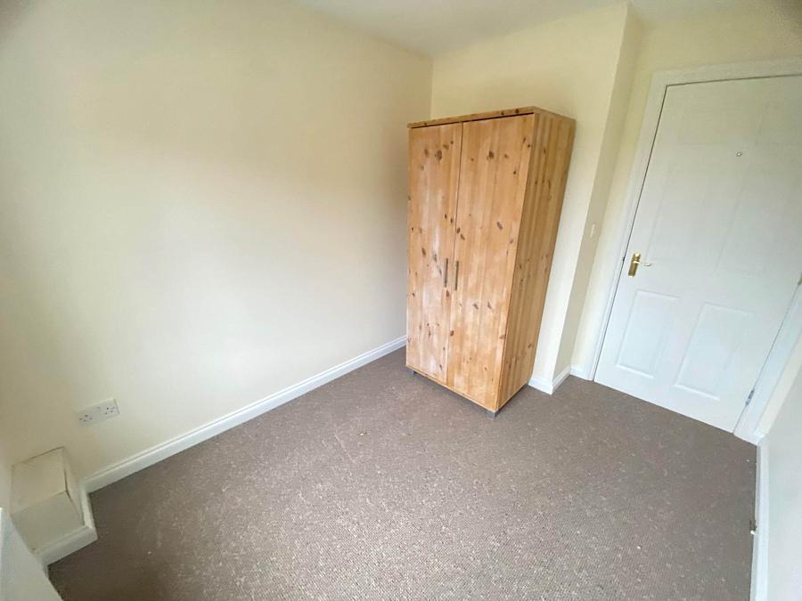 Apt 27 The Courtyard Castlereagh Road