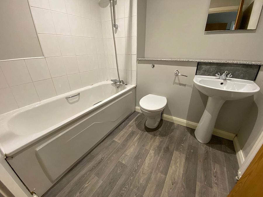 Apt 10 Throne View Whitewell Road