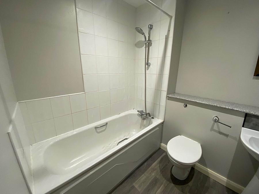 Apt 10 Throne View Whitewell Road