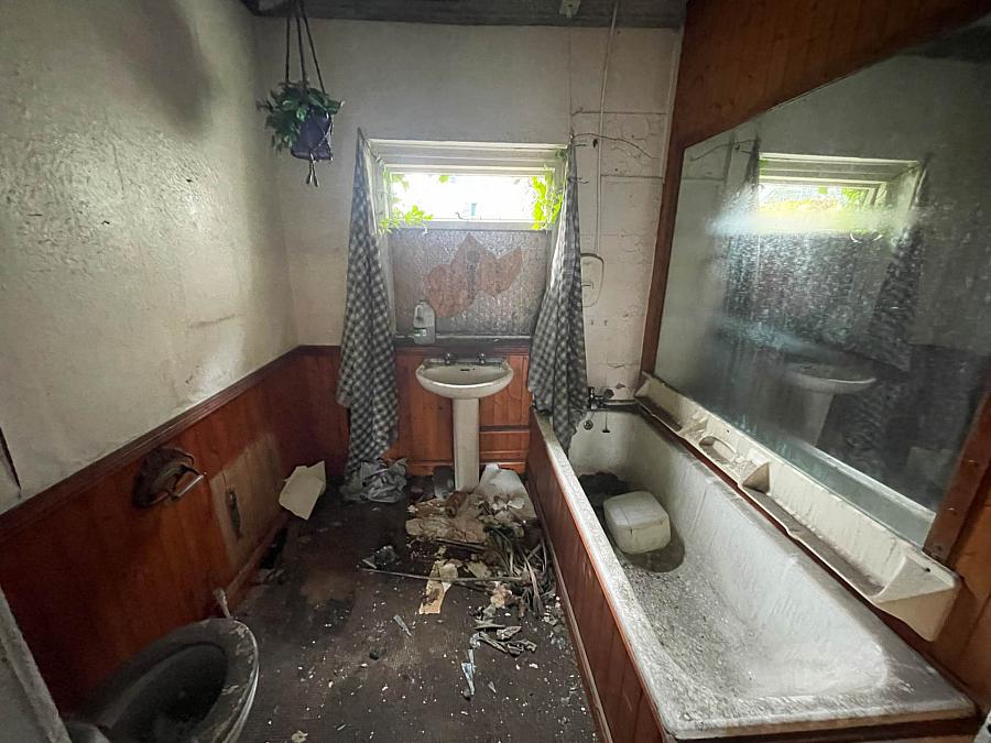 1037 Upper Newtownards Road