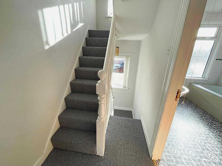 32 Glendower Street