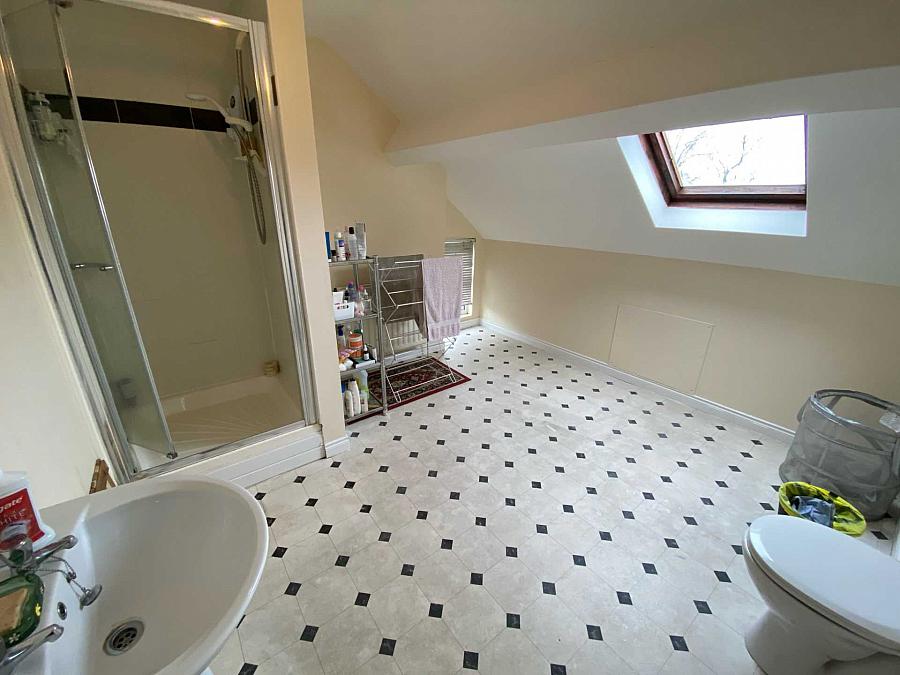 Apt 3 74 Eglantine Avenue Malone Road