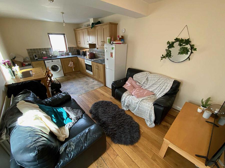 Apt 3 124 Eglantine Avenue Malone Road