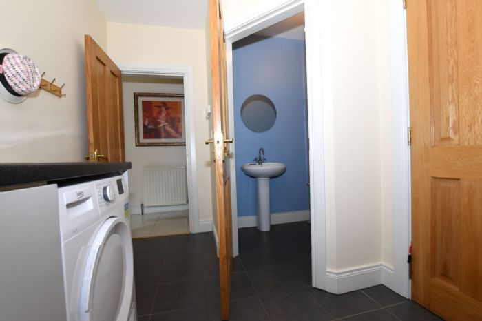 19 Brookside Road