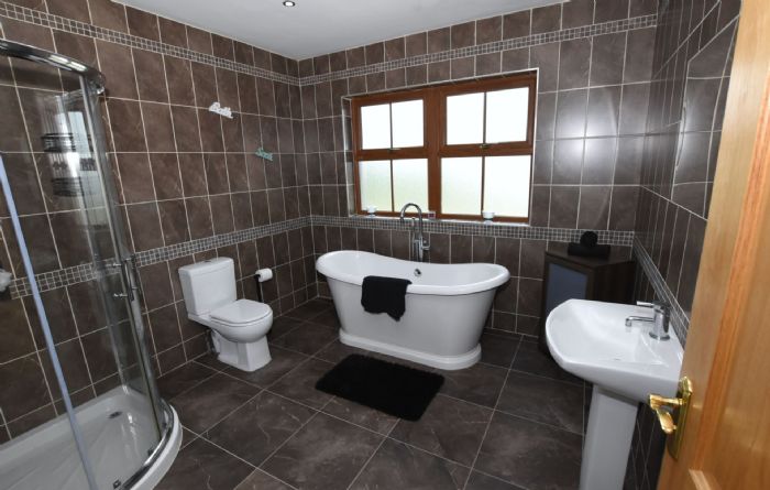 19 Brookside Road