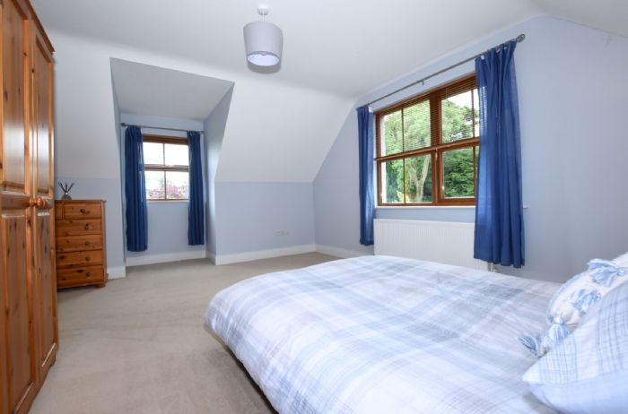 19 Brookside Road