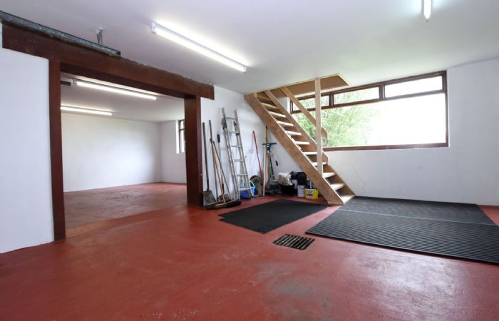 19 Brookside Road