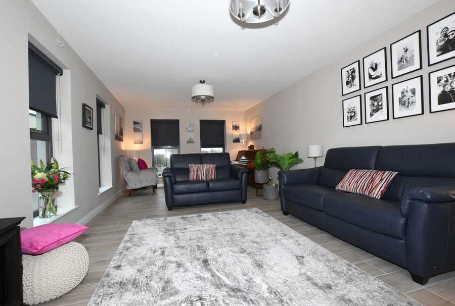 34 Castlerainey Road