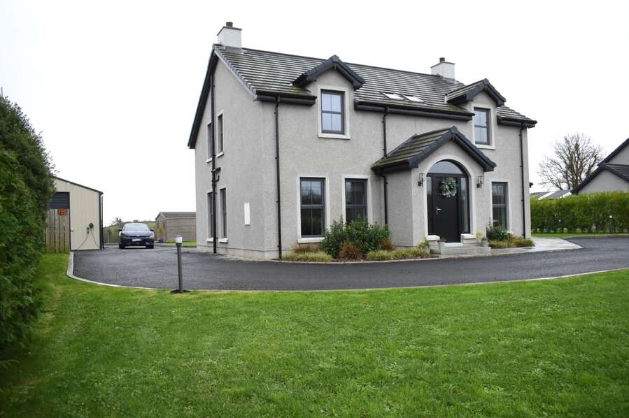34 Castlerainey Road