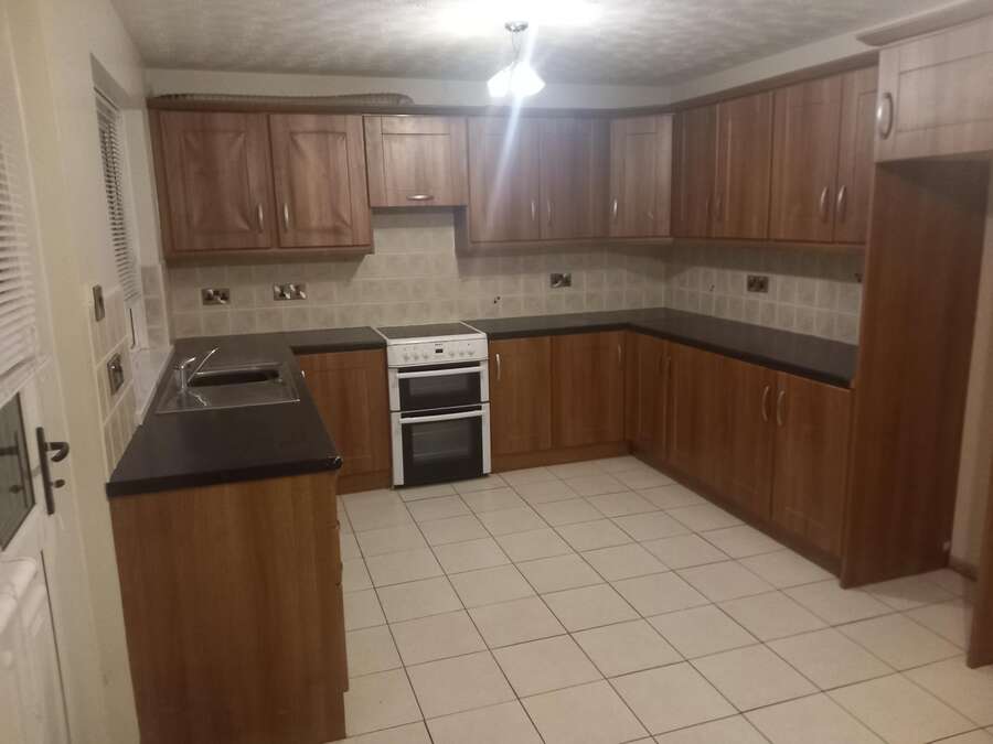 48 Edenvale
