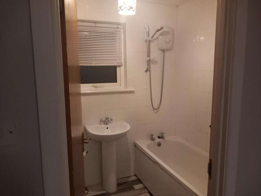 48 Edenvale