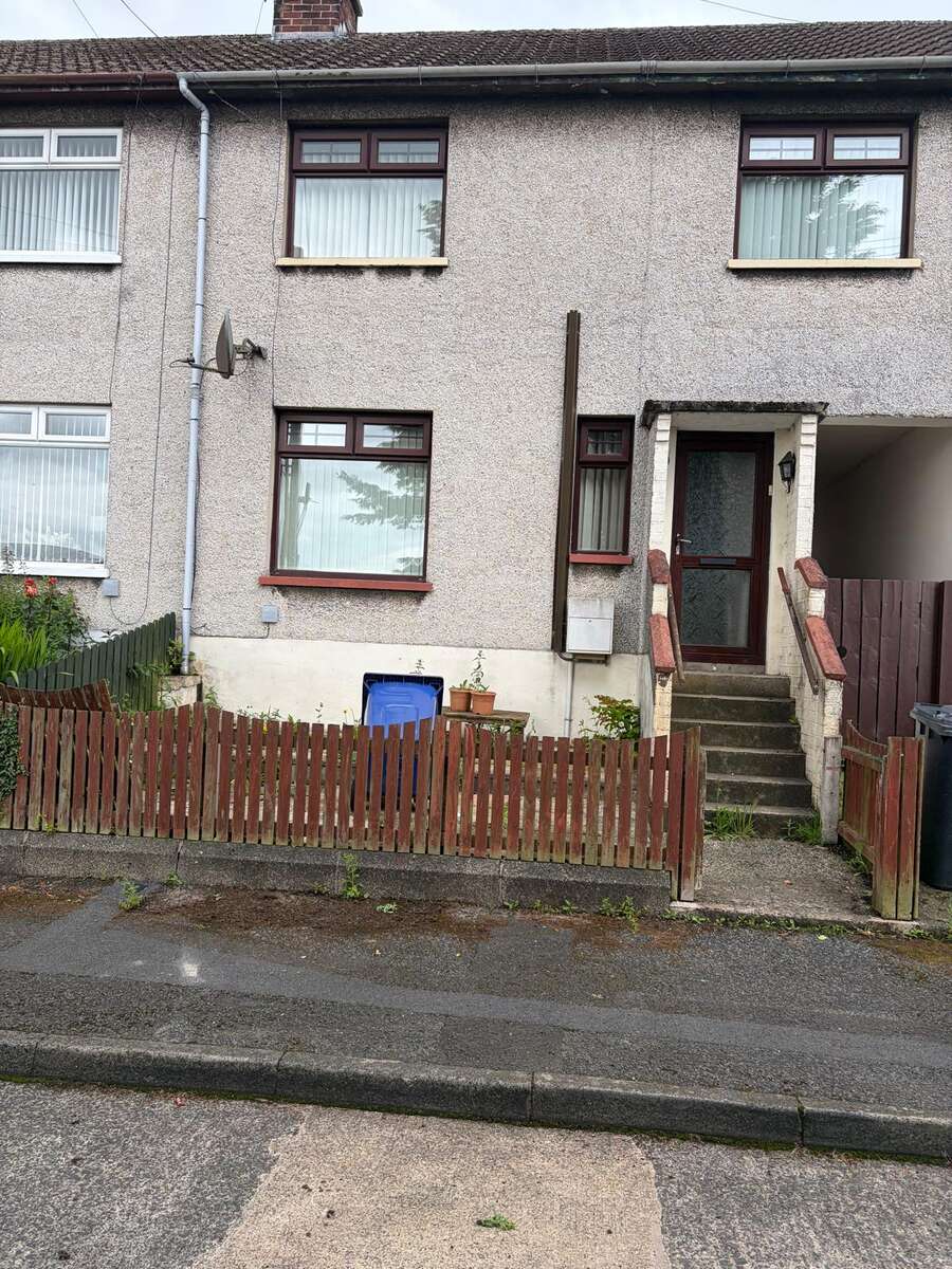 13 Castle Place
