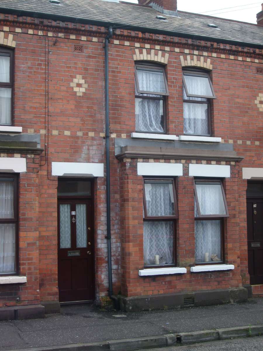 22 Meadowbank Place,belfast, BT9 7FF