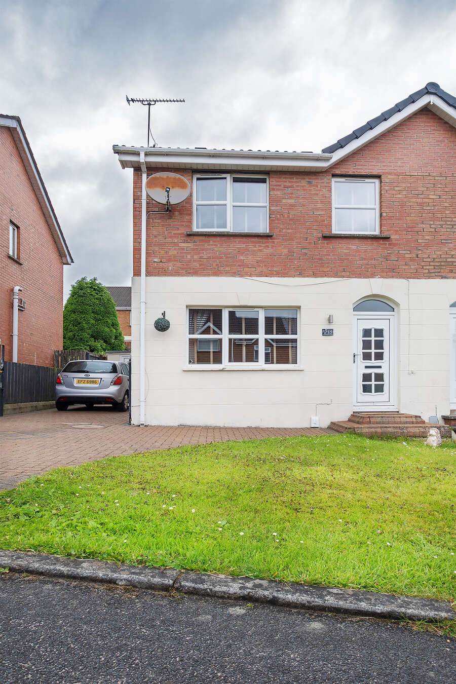 15 Lyndhurst Place, Belfast