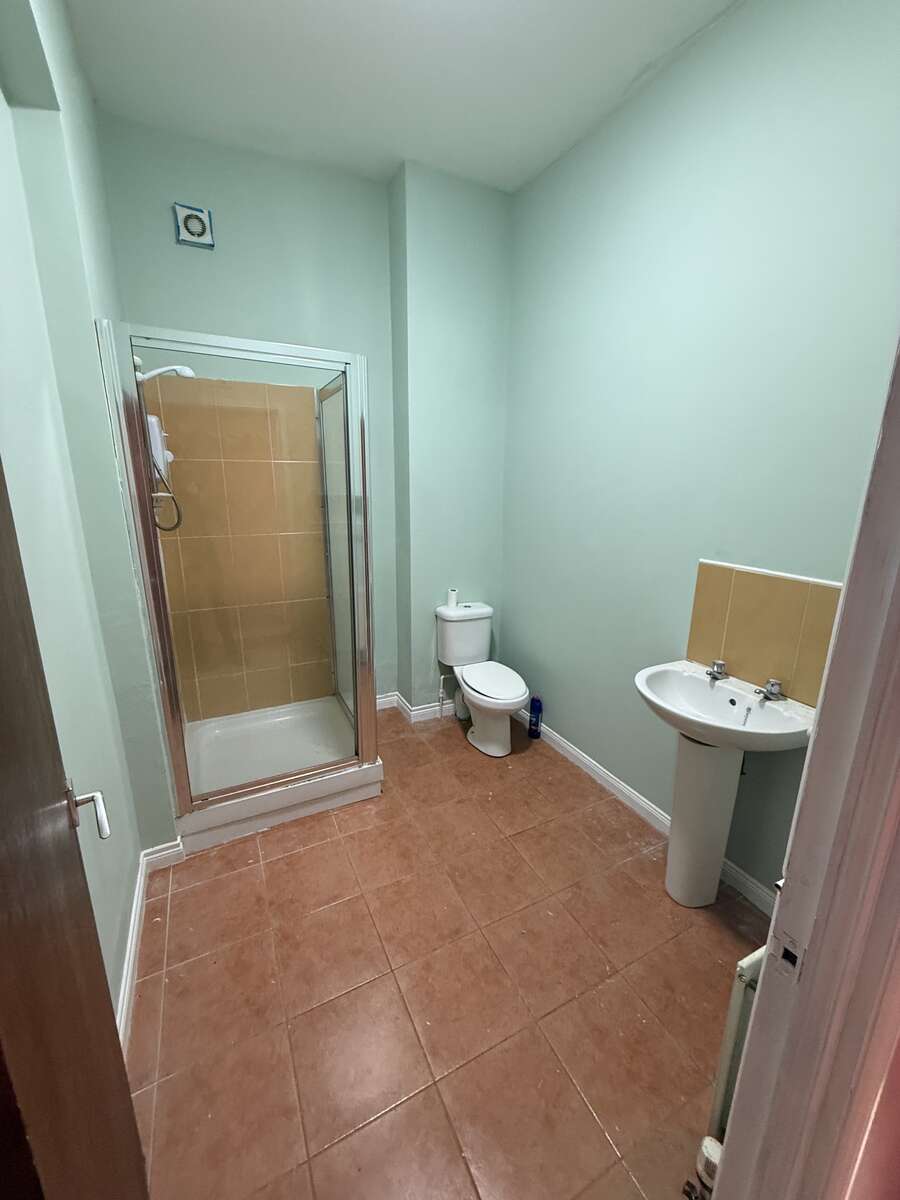 Flat 1 21 Ashley Avenue