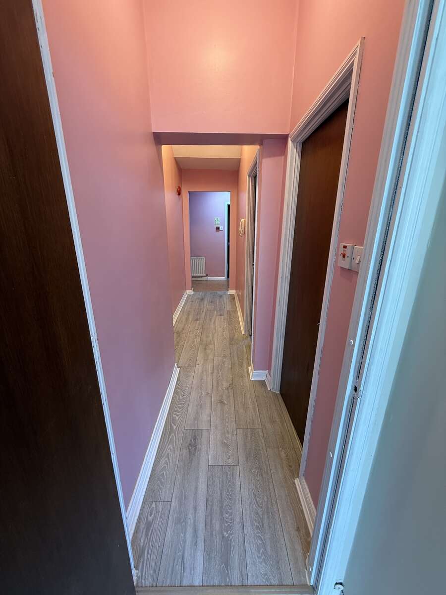 Flat 1 21 Ashley Avenue