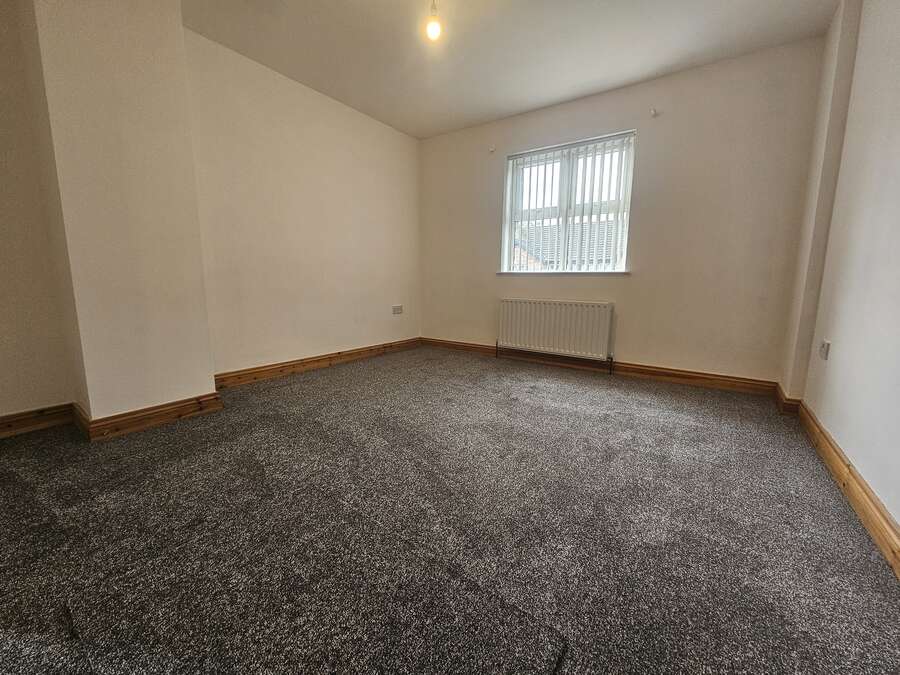 4 Millhouse Green