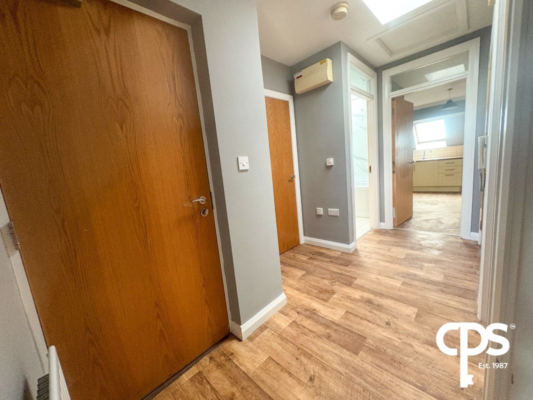 Apt 10, Reynolds House, 88-94 William Street,