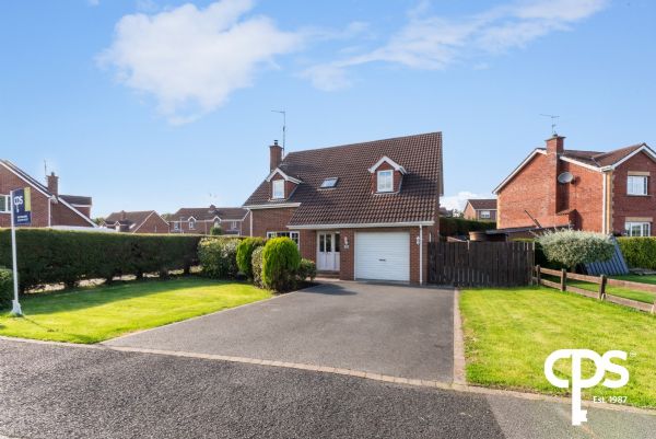 8 Ashgrove Manor