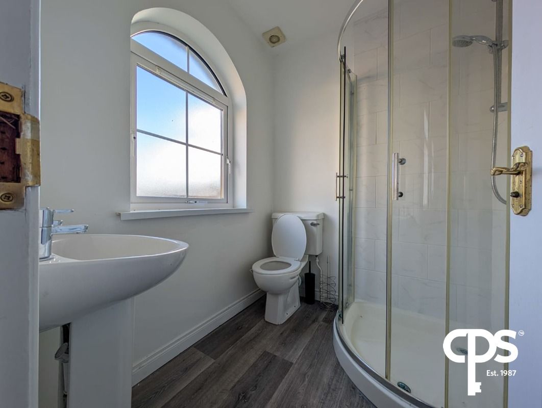 2 Gosford View Manor