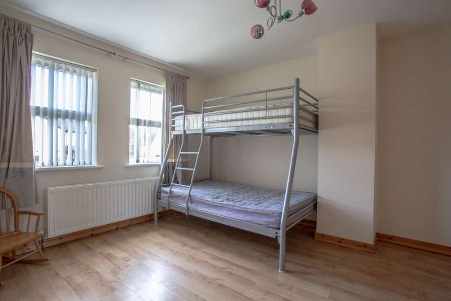 21 Greenfields Way, Armagh