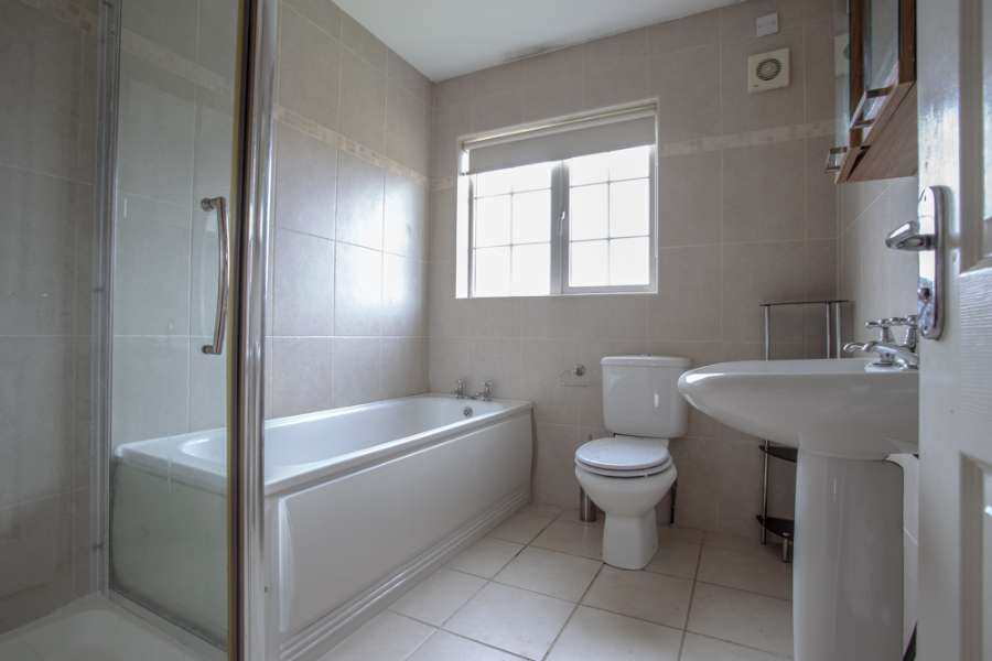 21 Greenfields Way, Armagh